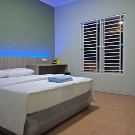 Batam Sleeprest @ Golden Prima酒店 外观 照片
